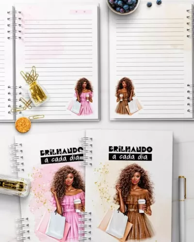 Arquivo – 20 Capas 20 Miolos e 9 Lettering Coleção Fashion Girl – Bicho Papel